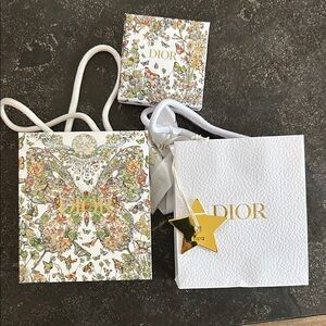 Dior White and Gold Gift Bag Set with Floral Motif, gold metal star and box